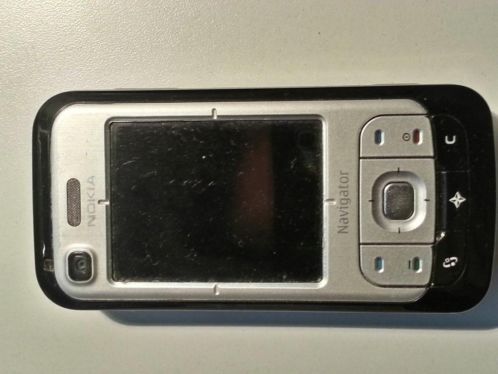 Nokia 6110 Navigator met originele lader en houder