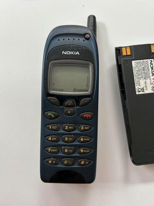 Nokia 6150 met extra batterij