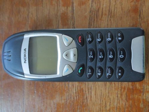Nokia 6210 met lader (voor de vintage liefhebber)