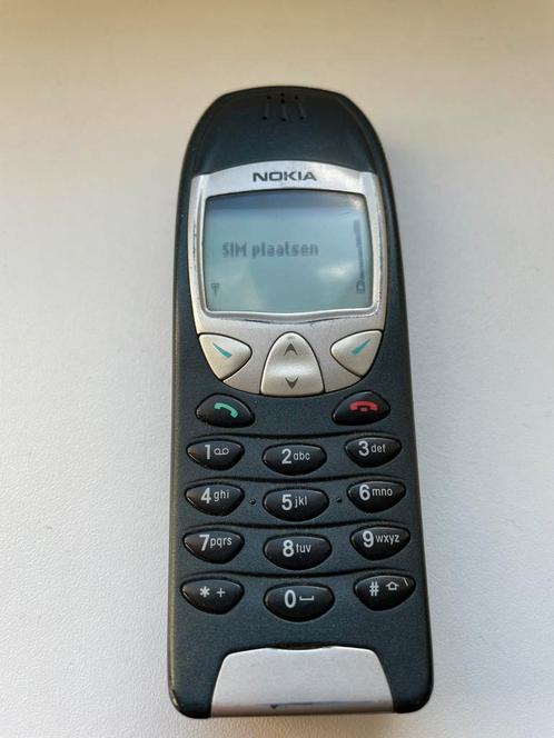 Nokia 6210 met oplader