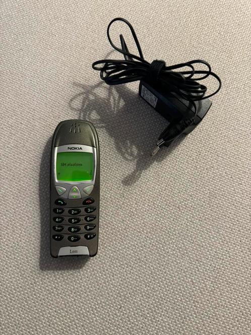 Nokia 6210 mobiele telefoon