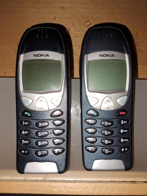 Nokia 6210 werkend (2 stuks)