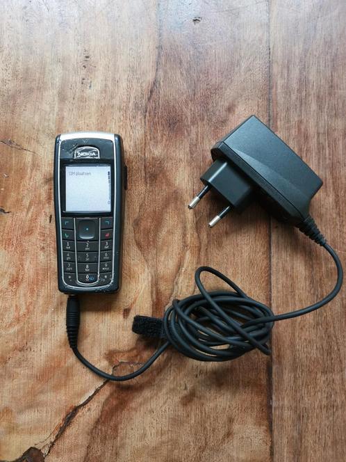 Nokia 6230 telefoon met adapter