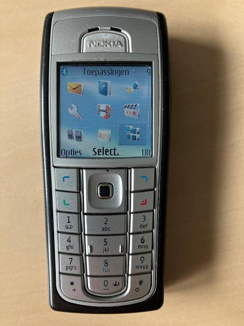 Nokia 6230i met 2 Nokia laders, SIMlockvrij.