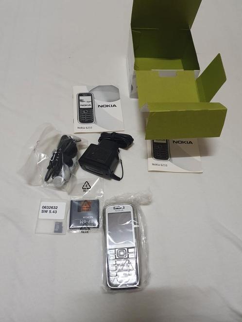 Nokia 6233 zilver splinternieuw in doos collectors item