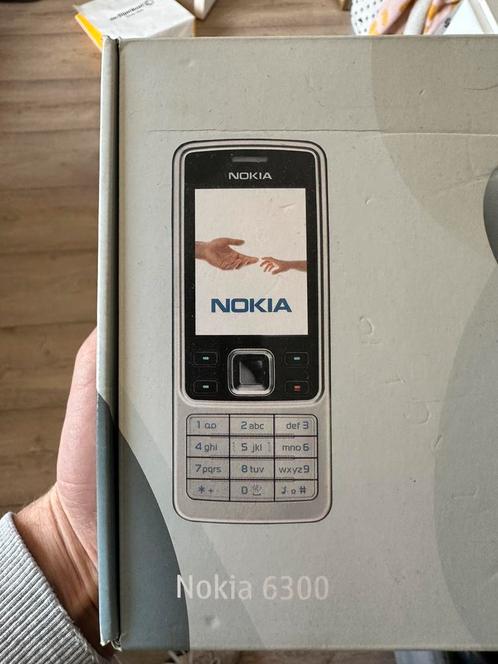 Nokia 6300 en 1650