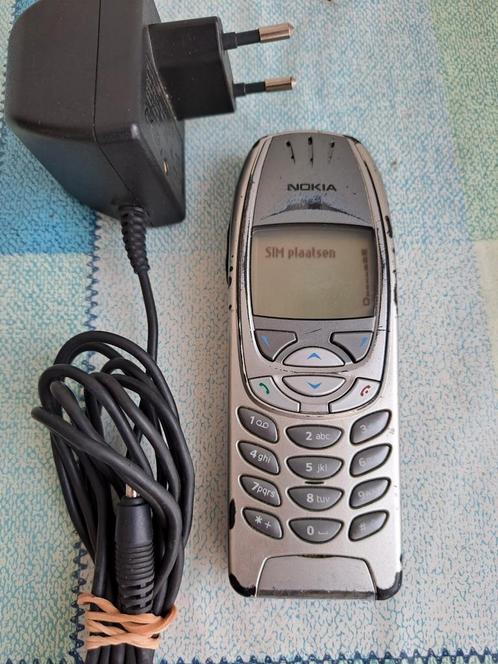 Nokia 6310 i telefoon