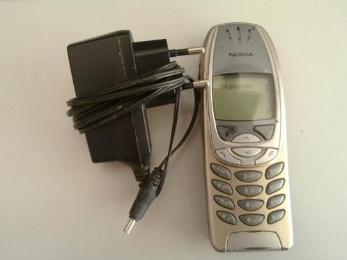 Nokia 6310i met lader
