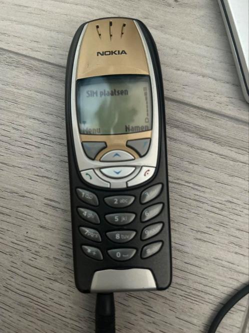 Nokia 6310i simlockvrij met originele oplader en top accu
