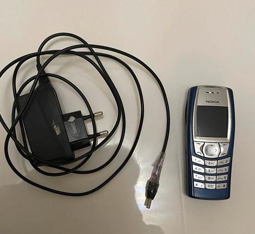 Nokia 6610i met oplader