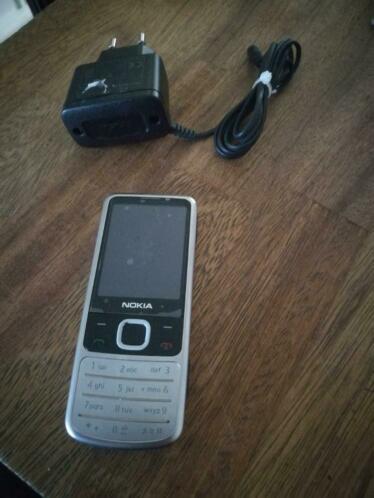 Nokia 6700 classic zilver nette staat