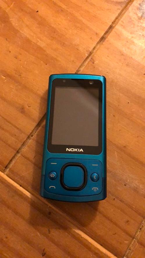 Nokia 6700 slide petrol blue
