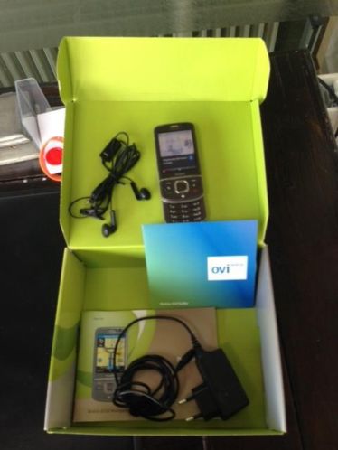 NOKIA 6710 NAVIGATOR paar x gebruikt als nood mobiel