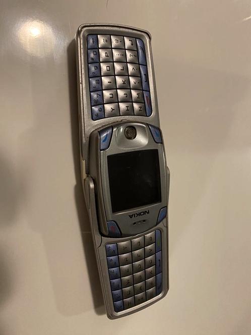 Nokia 6820 simlock vrij inclusief oplader