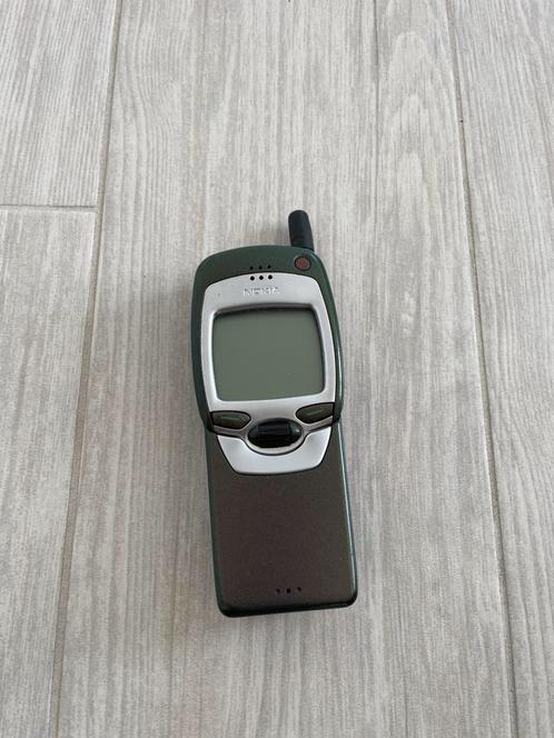 Nokia 7110 banaan