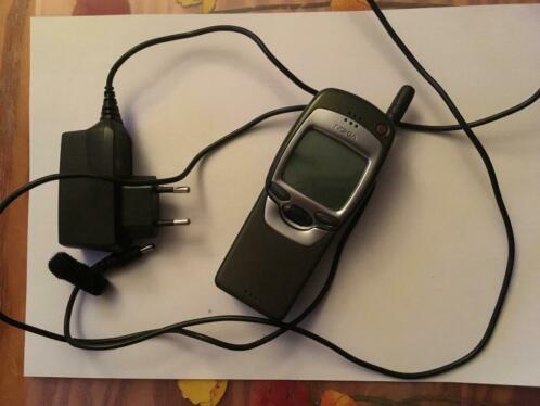 Nokia 7110 mobiele schuiftelefoon, oplader, 2x accu