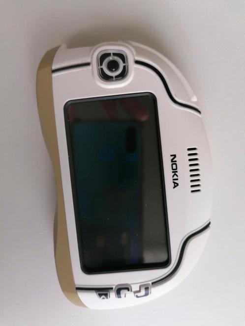 Nokia 7700