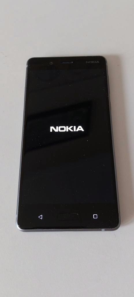 Nokia 8