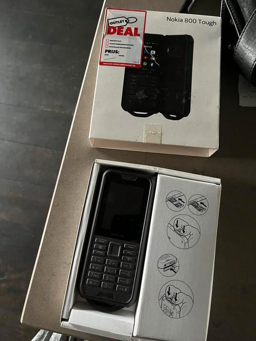 Nokia 800 Tough nieuw