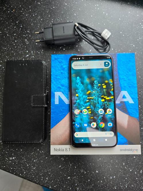 Nokia 8.1 64GB Dual SIM Android hoesje  oplader