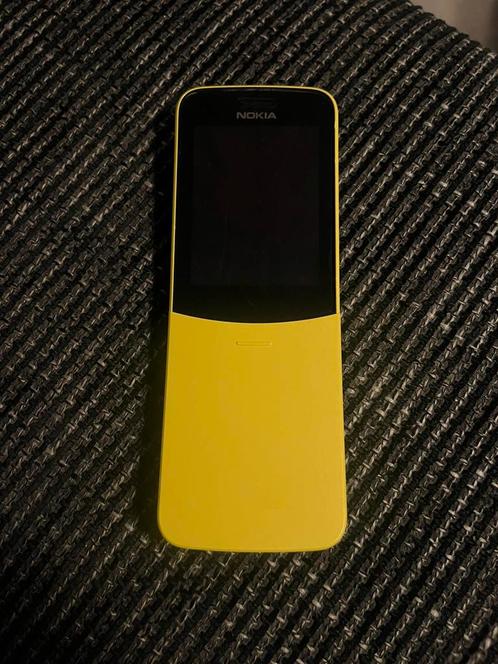 Nokia 8110 4G dual sim met whatsapp dump phone