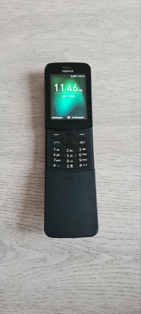 Nokia 8110 4G Matrix phonebanaan WhatsApp YouTube retro