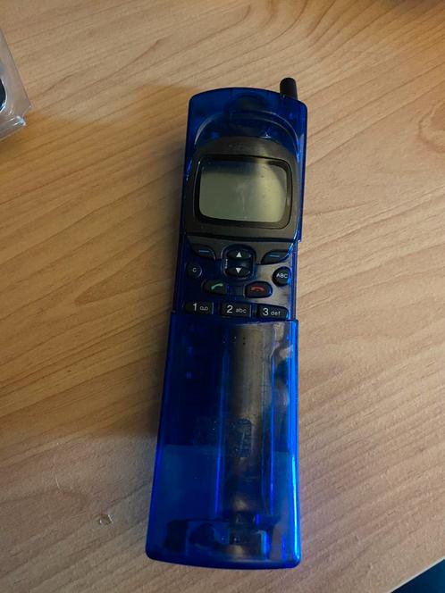 Nokia 8110  matrix Uniek blauw doorzichtig