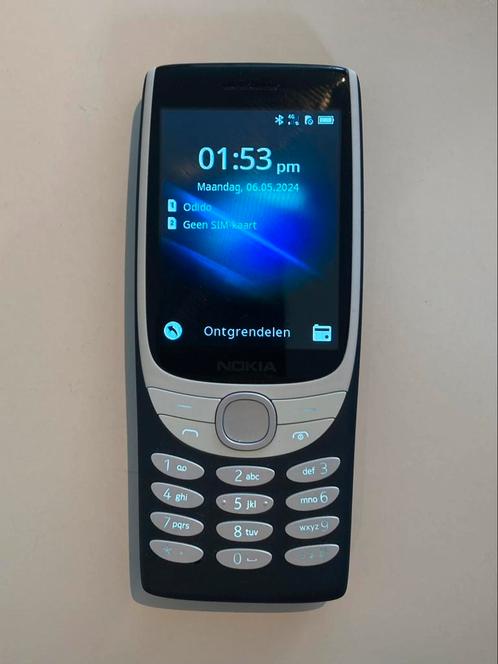 Nokia 8210 4G