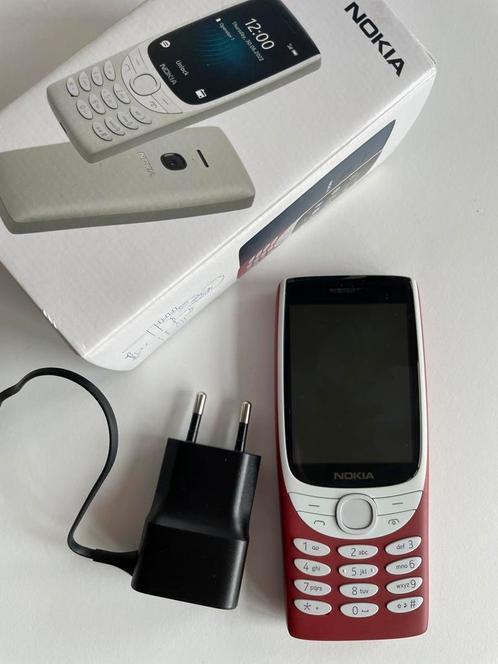 Nokia 8210 4G - als nieuw - rood