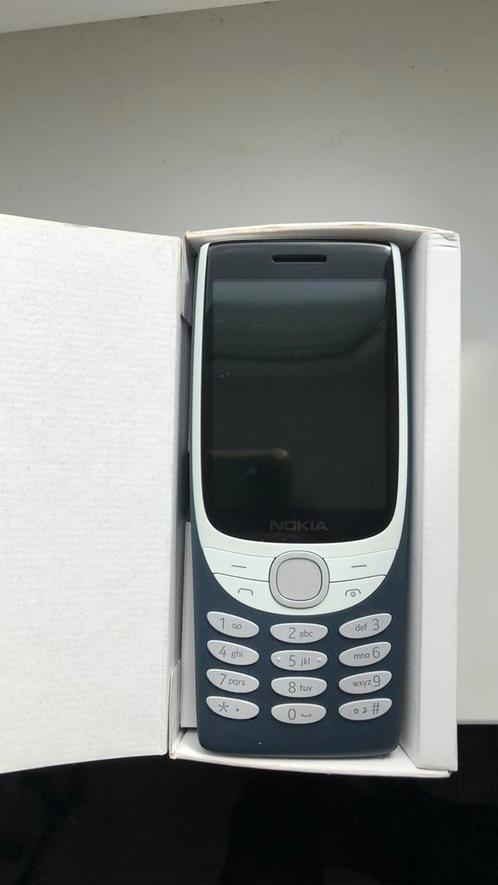 Nokia 8210 4g nieuw