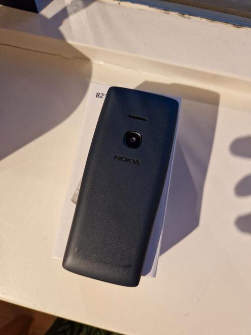 Nokia 8210 4G telefoon