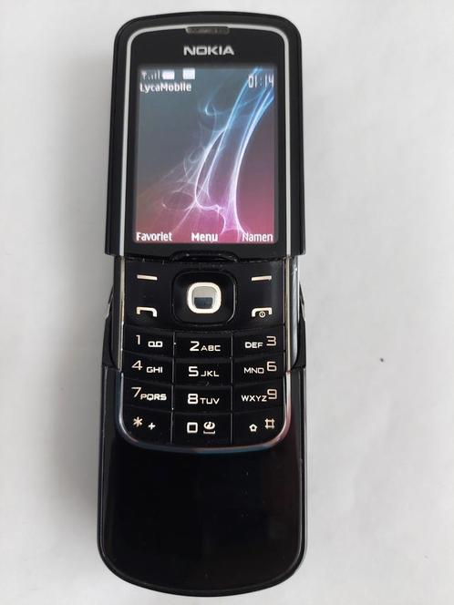 Nokia 8600 luna in zeer nette staat