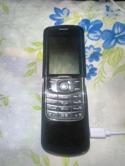 Nokia 8600 luna unieke telefoon
