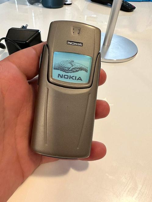 Nokia 8910 origineel simlock vrij met oplader