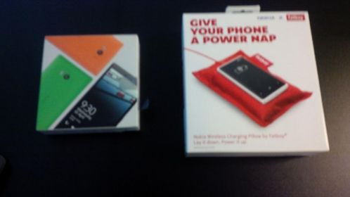 Nokia 930 met FatBoy Powernap