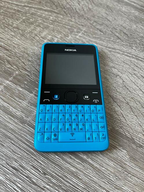 Nokia Asha 210