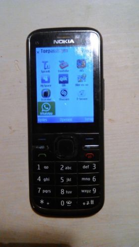 Nokia C5 Met WhatsApp