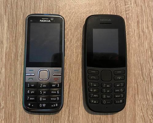 Nokia c5  Nokia 105