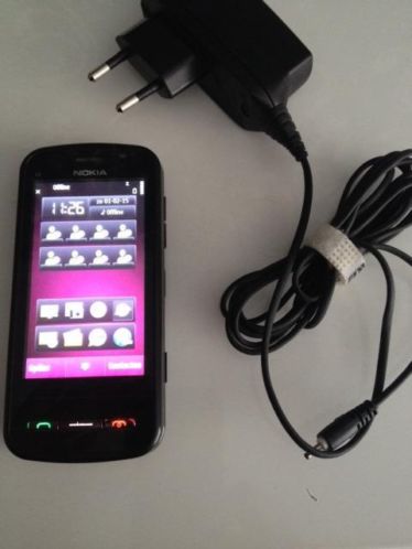 NOKIA C6-00 zwart met querty toetsenbord