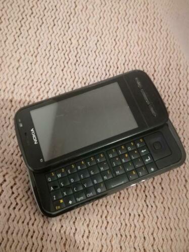 Nokia C6 zwart telefoon