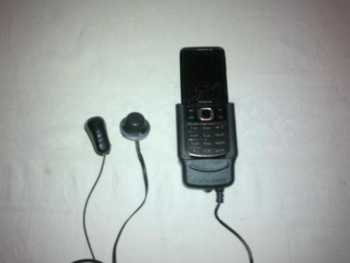 Nokia carkit CK 100 en Nokia 6700 Classic telefoon