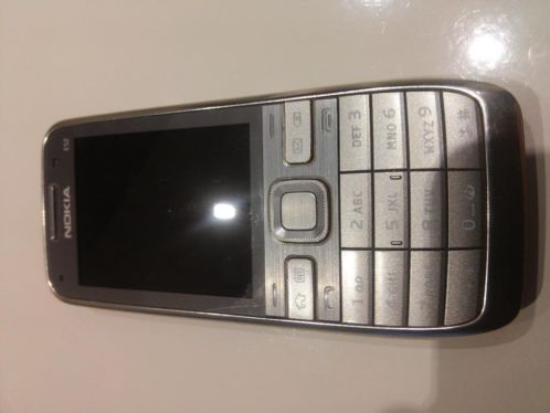 Nokia E52