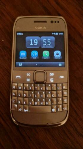 Nokia E6 met qwerty en touchscreen