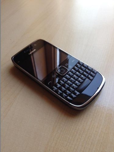 Nokia E6 zwart met qwerty toetsenbord 8 MP camera