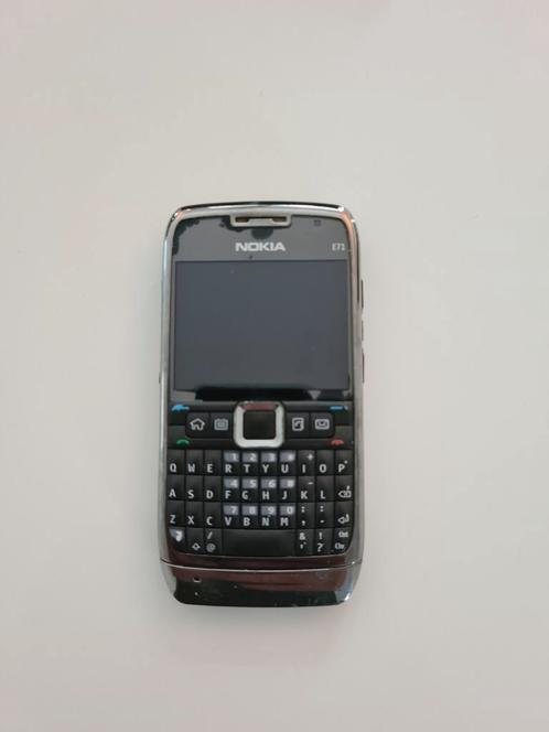NOKIA  E71