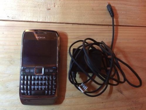 Nokia E71