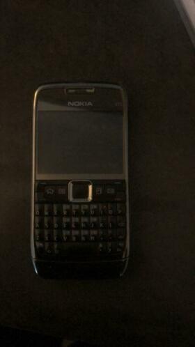 Nokia E71 met doos