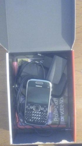 Nokia E72