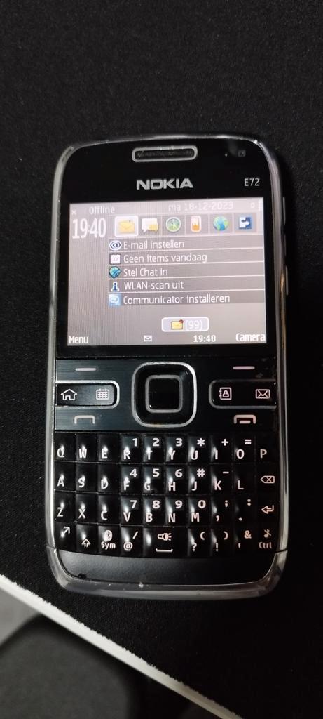 Nokia E72