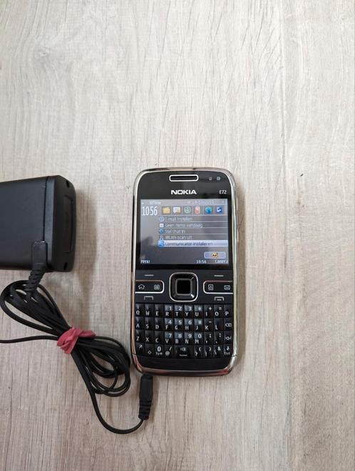 Nokia e72 izgst